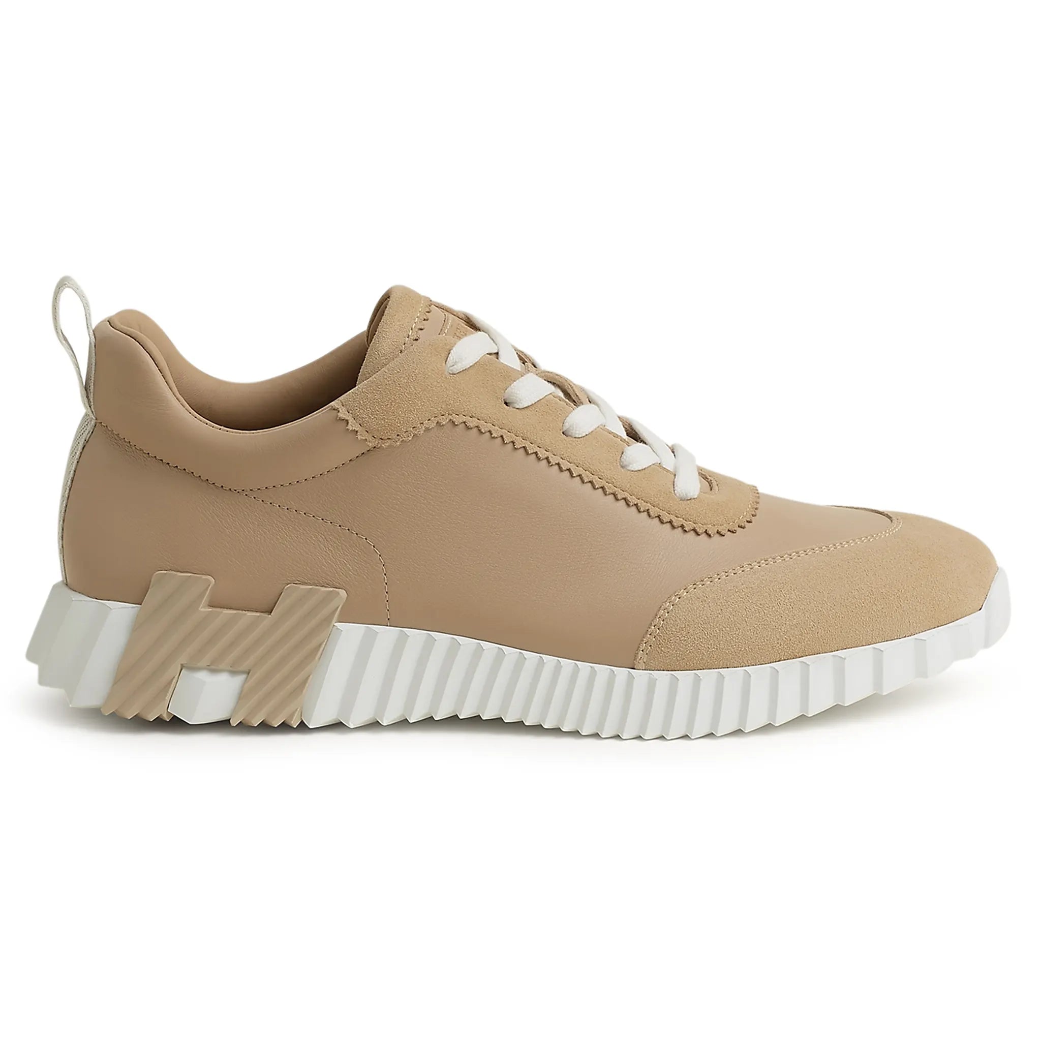 Side view of Hermes Paris Bouncing Sneaker Beige Lin H221898ZH5K390